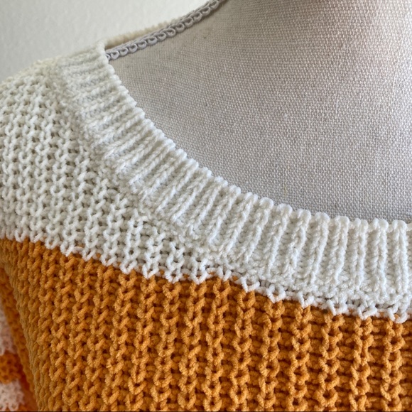 Oversized Colorful Striped Sweater - Picture 9 of 11